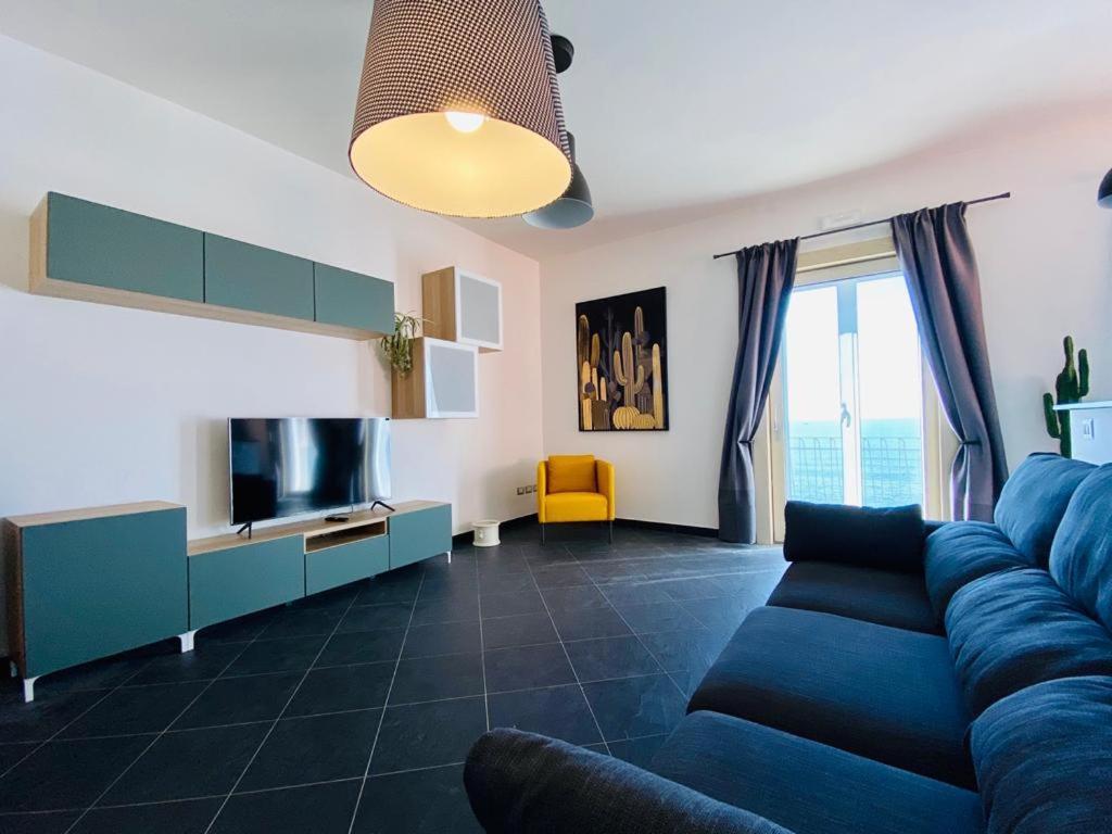 Sea View Apartment 5 Mt From The Beach Salerno Exterior foto